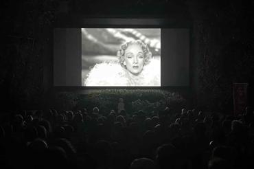 FREE CINEMA by Βίκος Cola 2025