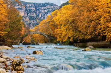 30 χρόνια τώρα, είμαστε ένα με το νερό μας