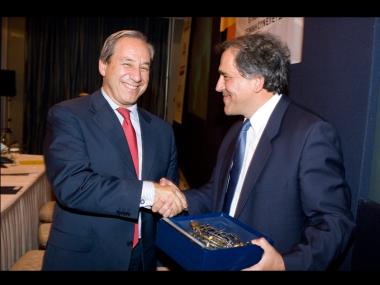 Βραβείο απασχόλησης στη ΒΙΚΟΣ Α.Ε. Βραβείο απασχόλησης στη ΒΙΚΟΣ Α.Ε.